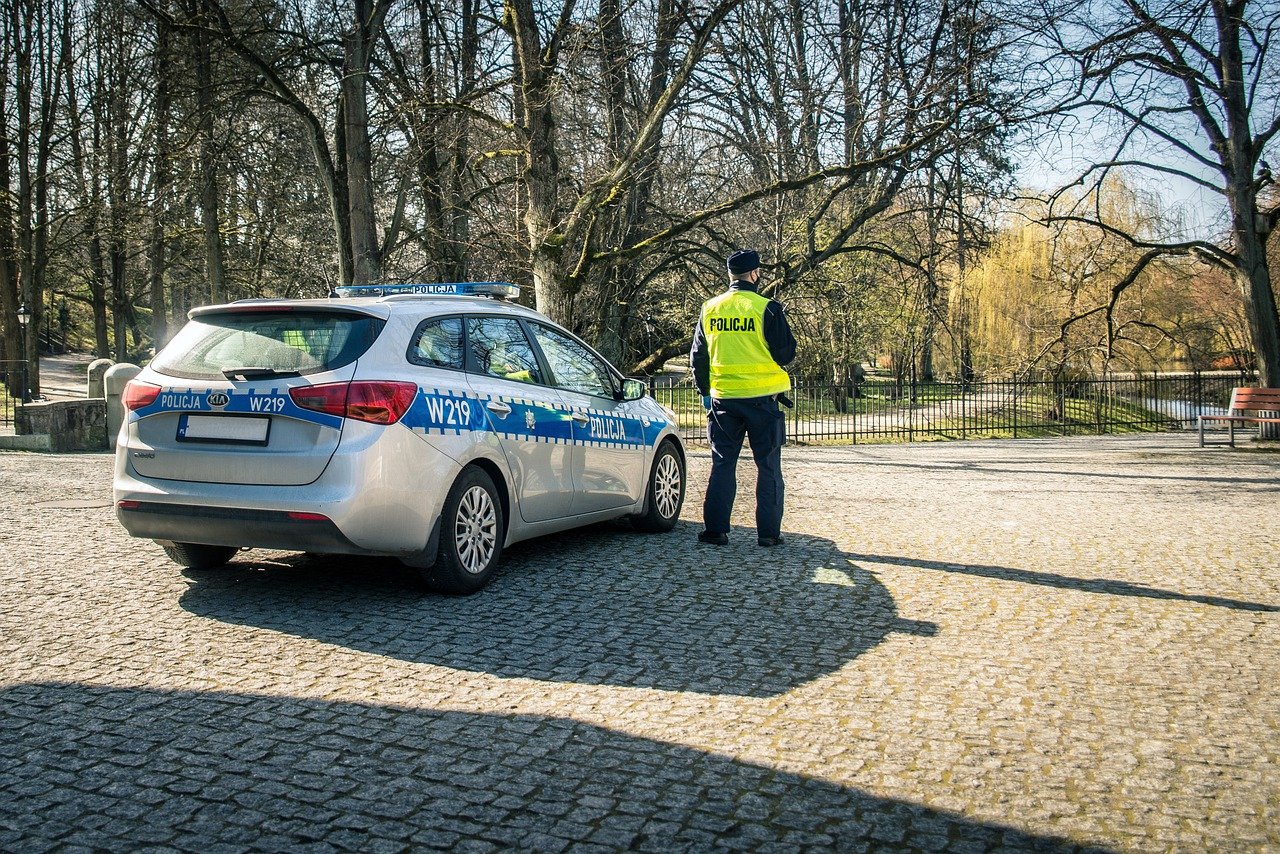 Szukał zgubionego telefonu i wpadł w ręce policji