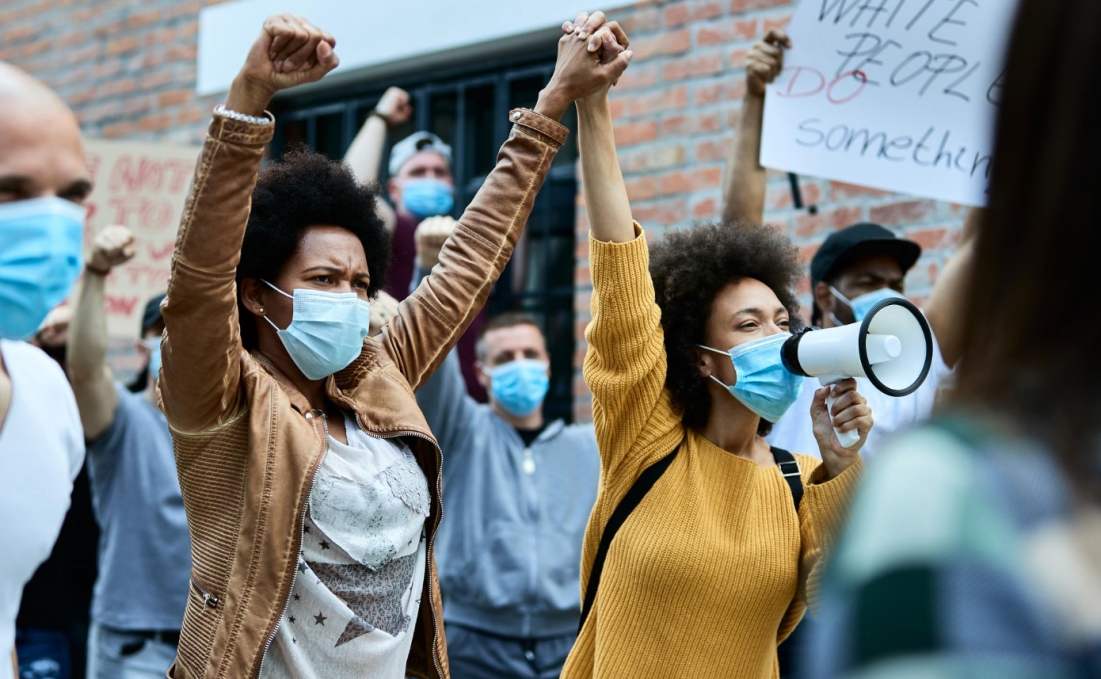 Protest mieszkańców ul. Kazimierzowskiej w Siedlcach przeciwko decyzji urzędników dotyczącej dojazdu do nowego osiedla