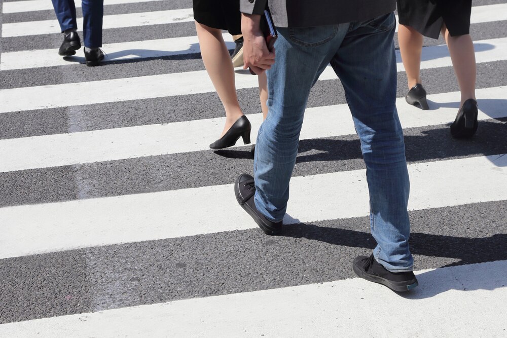 Potrącenie pieszych na ul. Warszawskiej w Siedlcach – poważne utrudnienia w ruchu!