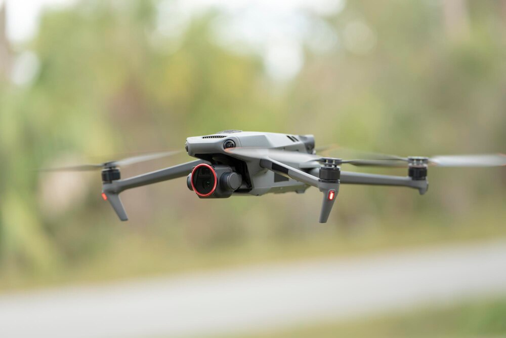 Dron odkryty w Polatyczach przy granicy z Białorusią – służby prowadzą śledztwo