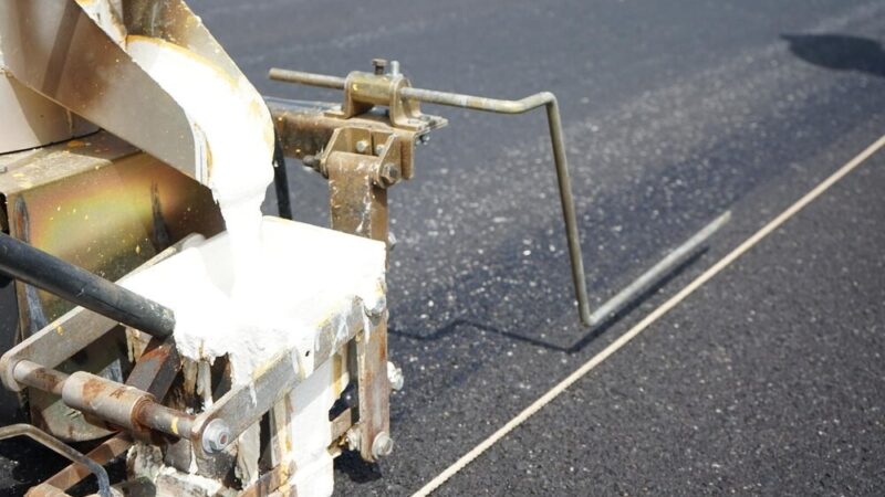 Nowa inwestycja w Śmiarach-Kolonii: wstęga przecięta, drogi lepsze dla mieszkańców