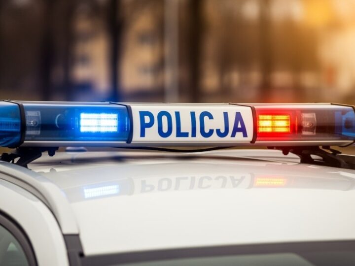 Siedlecka drogówka uderza w „Wyścig słoni” na A2: Mandaty i punkty karne dla kierowców ciężarówek!