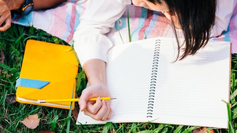 Korytarz w Szkole Podstawowej w Izdebkach-Kosnach przeszedł metamorfozę!