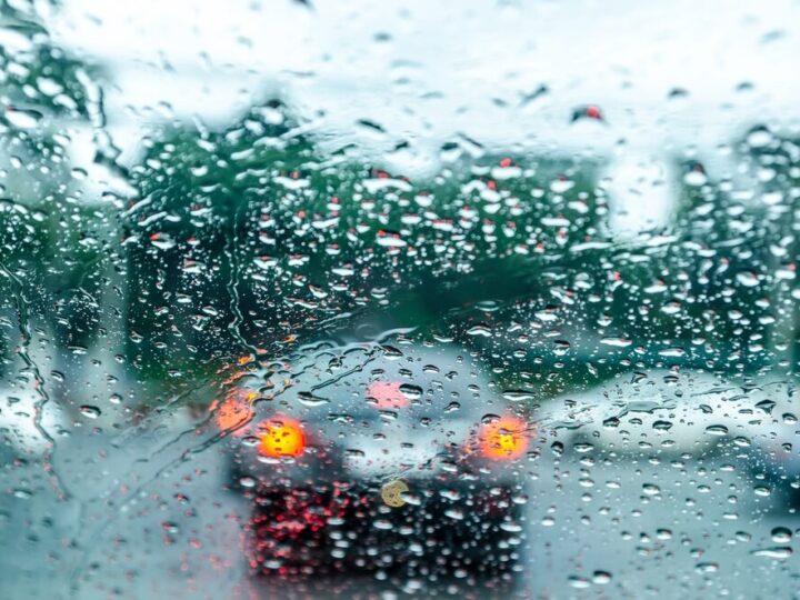 Ekstremalne warunki pogodowe w gminie Wiśniew – przygotuj się na śnieg i mrozy!