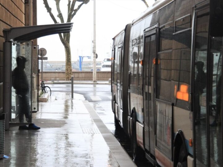 Zmiany w kursach autobusów z powodu zamknięcia ul. Unitów Podlaskich