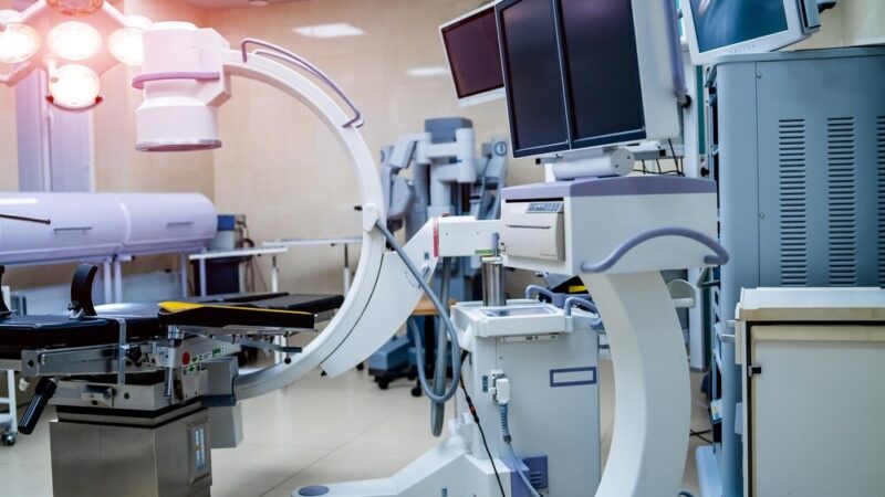 Wsparcie dla opiekunów i osób po chorobie: kluczowe informacje, które musisz znać