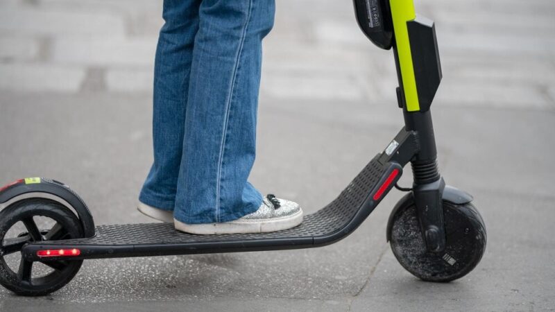 Bezpieczne korzystanie z dróg w piękną pogodę – apelujemy o rozwagę dla wszystkich uczestników ruchu