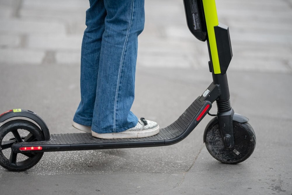 Bezpieczne korzystanie z dróg w piękną pogodę – apelujemy o rozwagę dla wszystkich uczestników ruchu