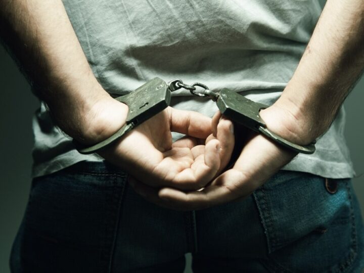 Ostrzeżenie przed oszustami! Małżeństwo straciło 84 tysiące złotych na fałszywych inwestycjach online