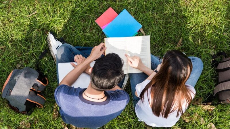 Nowa sala gimnastyczna w Borkach-Kosach z entuzjazmem przyjęła uczniów