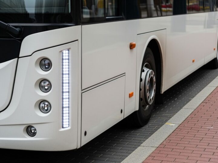 Siedlce stawiają na ekologię – 6 nowych elektrycznych autobusów w mieście