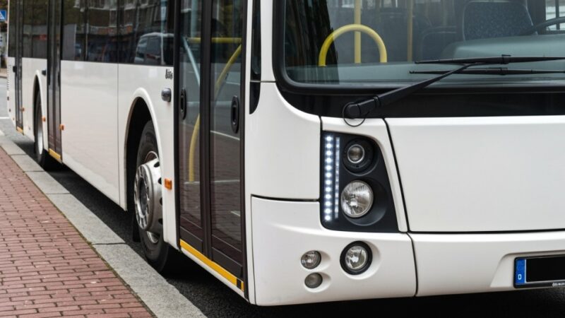 Twoja opinia ma znaczenie! Oceń gminne przewozy autobusowe