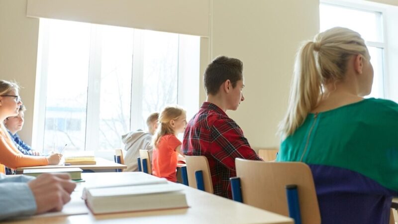 Nowoczesne boisko i „Eko laboratorium” w Szkole Podstawowej nr 12 w Siedlcach