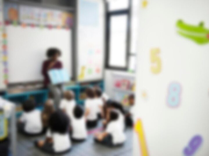 Pierwszoklasiści w Gminie Wiśniew z radością rozpoczynają swoją edukacyjną przygodę
