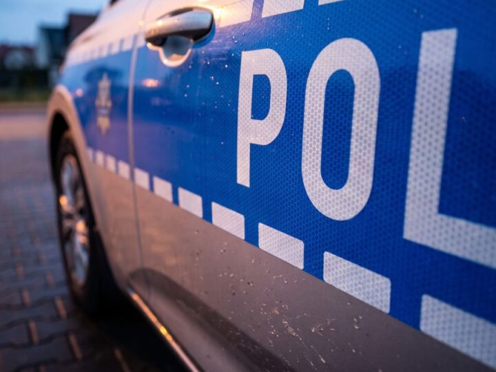 Siedleccy policjanci promują bezpieczne dzieciństwo w kampanii „Dzieciństwo bez Przemocy”